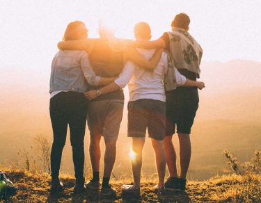 Essy Knopf gay dating apps