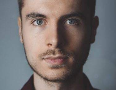 Essy Knopf dating app sociopath